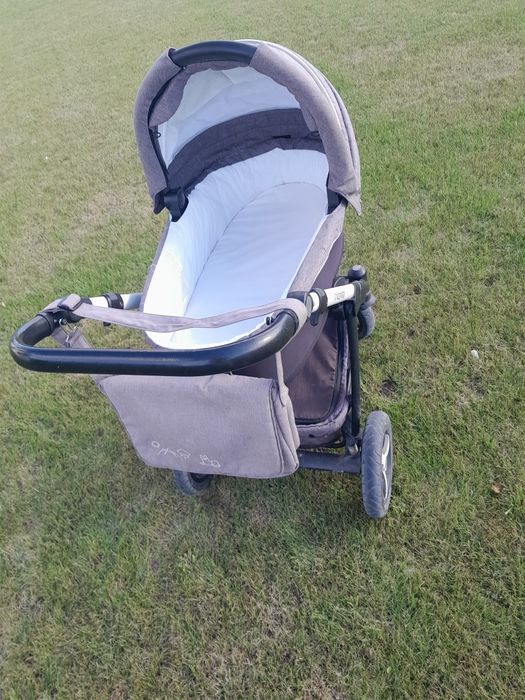Wózek dziecięcy 2 w 1  Baby Design  spacerówka i gondola