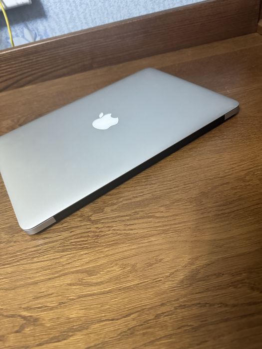 macbook air 13-inch 2017 повний комплект