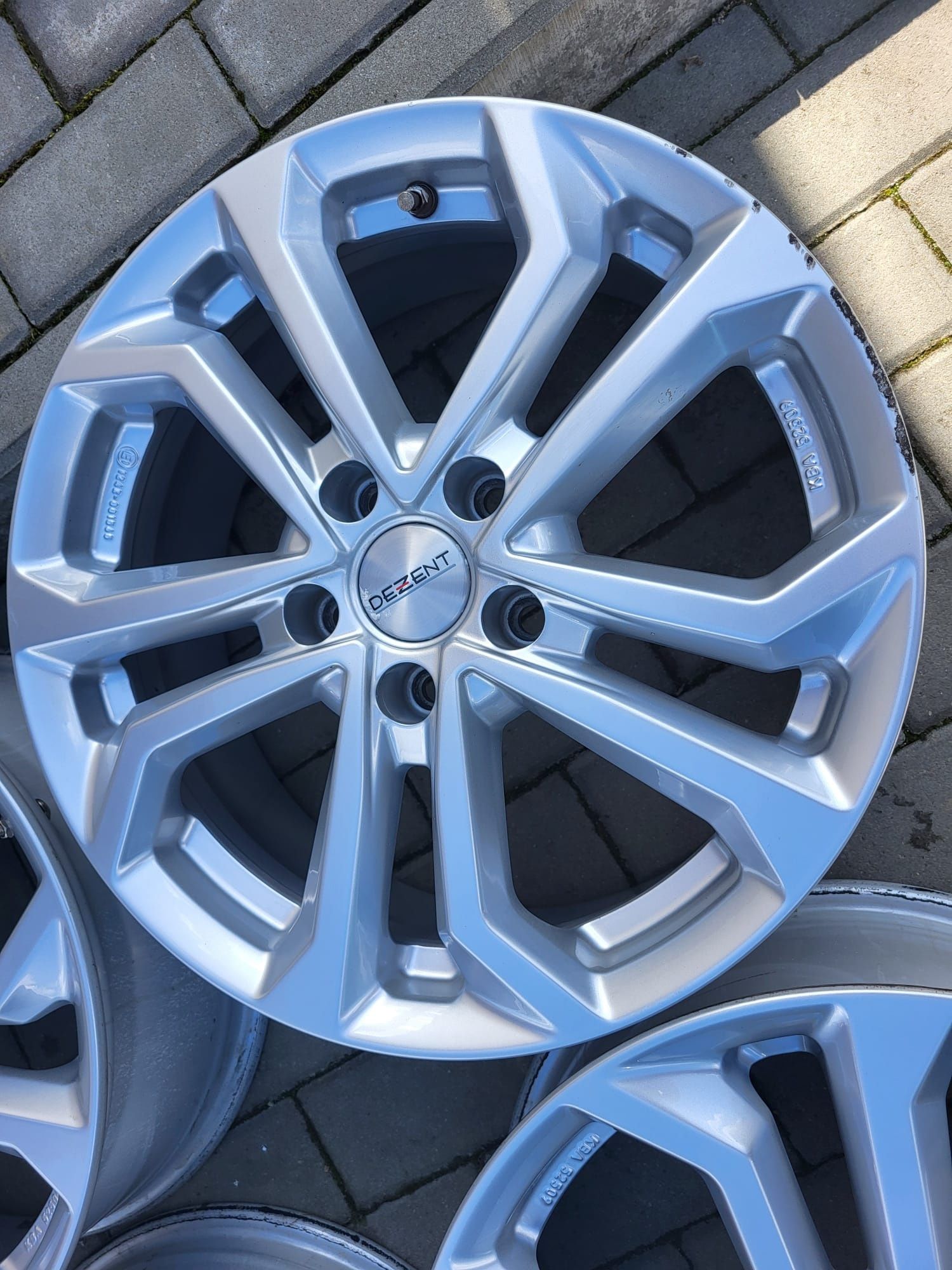 Felgi 7Jx17 5x112 VW Golf Caddy Beetle T-Roc Audi A4 A3 Seat Leon Exeo