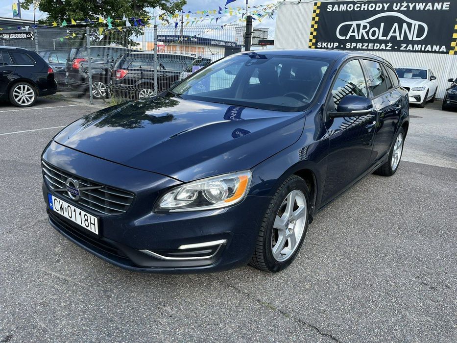 Volvo V60 Volvo V60 2,0 Benzyna 240KM Automat w bardzo dobrym stanie