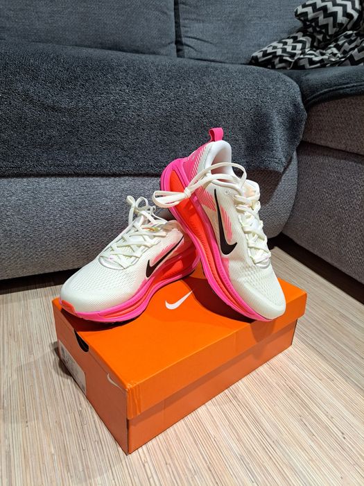 Buty do biegania Nike Vomero 18