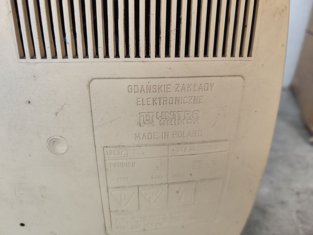 Stary telewizor UNITRA Unimor neptun 150e
