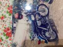 Moto de 84 em bom estado