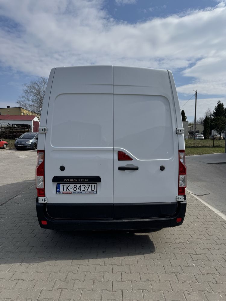 Wynajem busa dostawczego – Renault Master L3H2