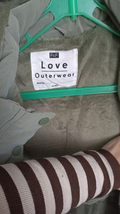 Продам куртку зимню