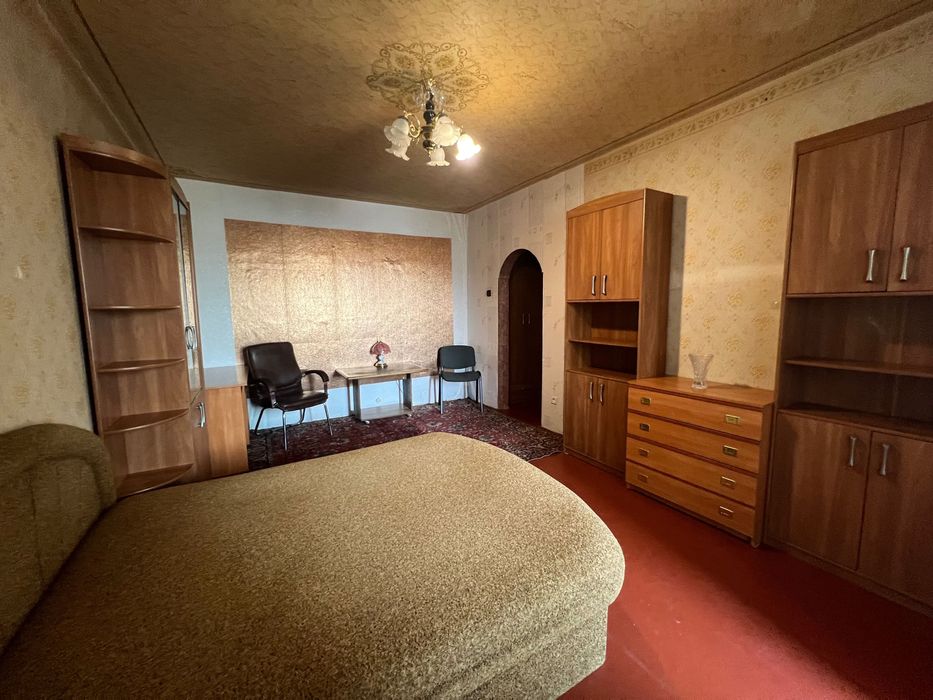 Без% Продам двокімнатну квартиру, Братства Тарасівців 8