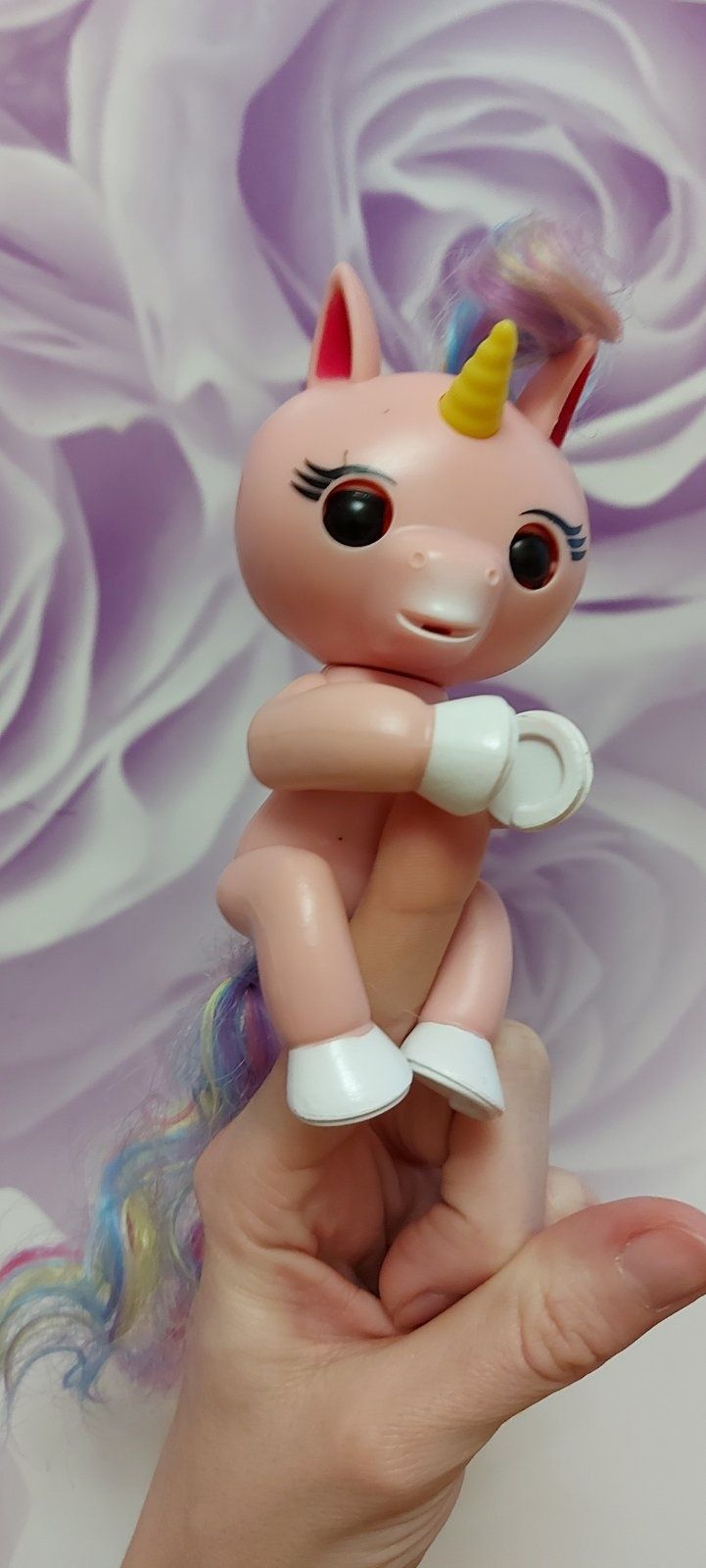 Единорог Fingerlings Wow Wee Фингерлингс интерактивный