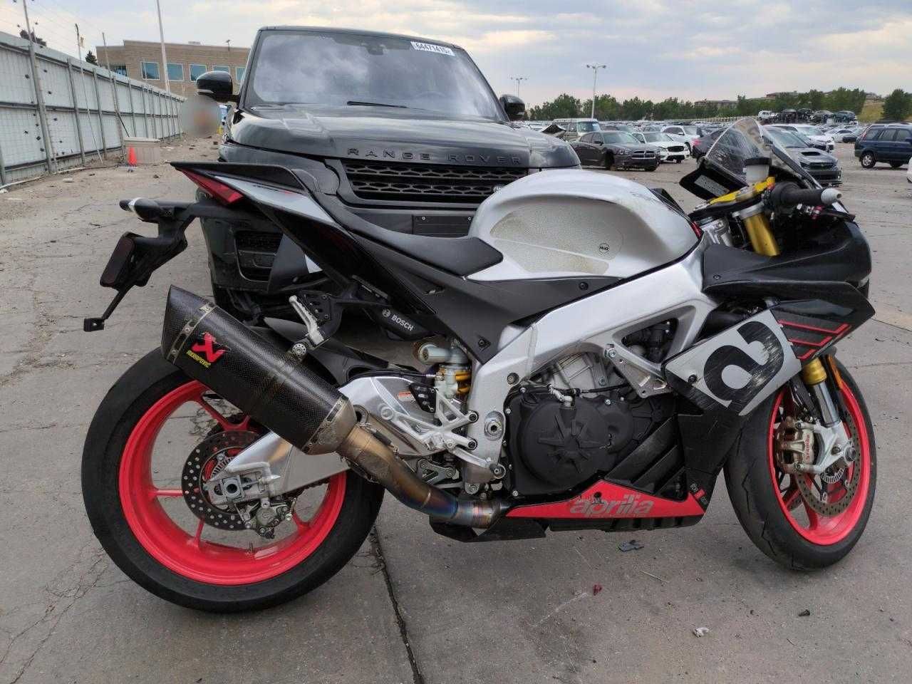 2019 Aprilia RSV4 RR