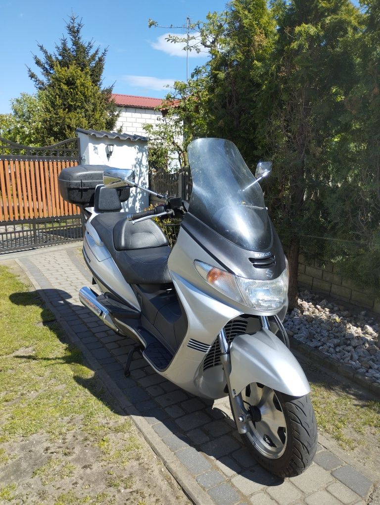 Suzuki Burgman 400