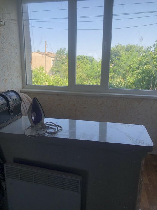 Продається дохкімнатна квартира без меблів ( в аренду не здається)