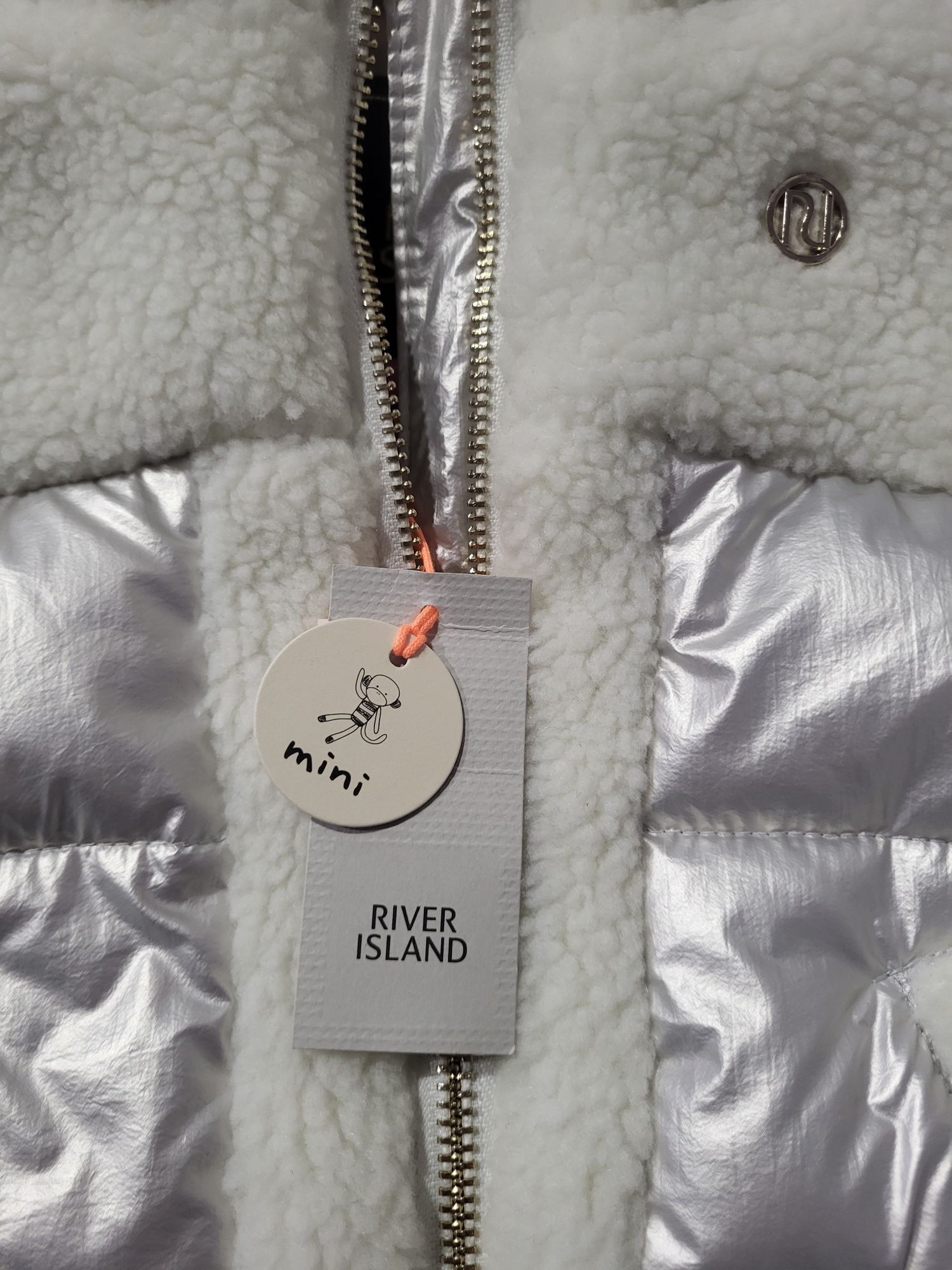 Super kurtka firmy RIVER ISLAND