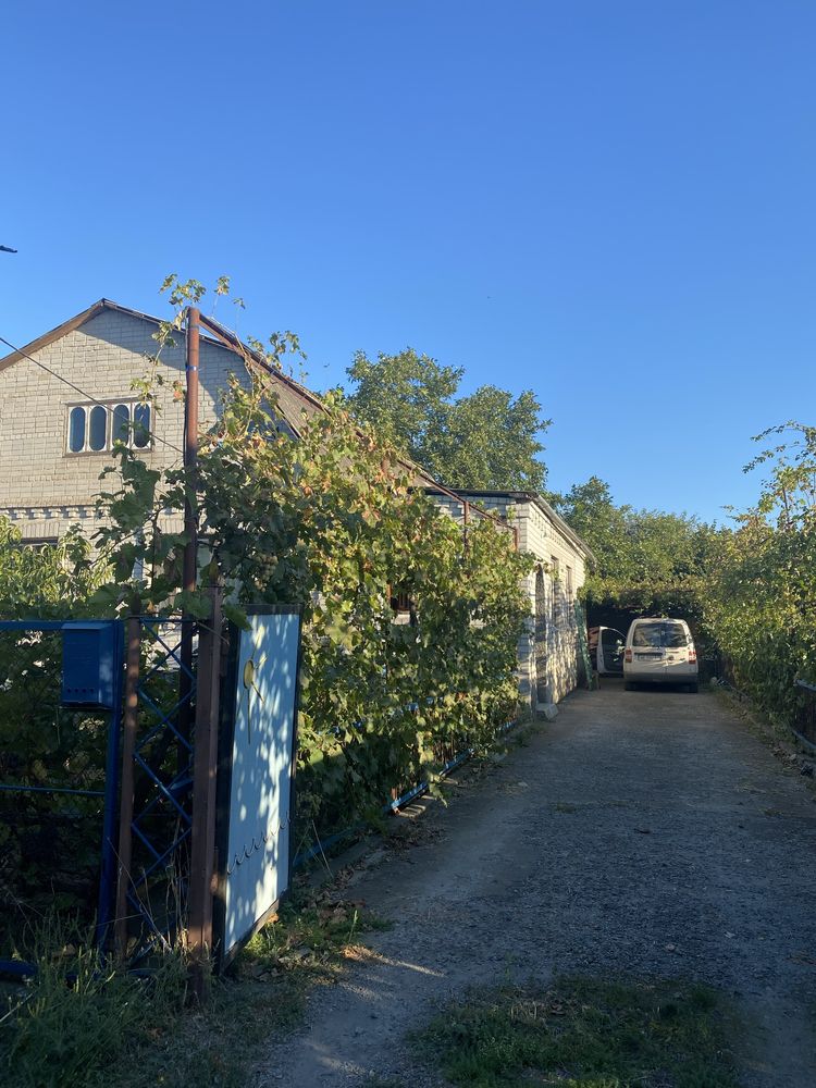 Продаю житловий будинок в селі Нова Зоря у передмісті Кривого Рогу