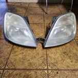 Lampa lampy prawa lewa przód przednia Ford Fiesta 2004r