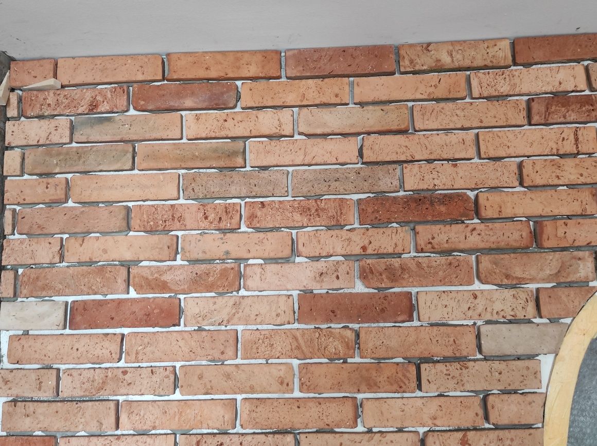 Cięcie Cegły na Zamówienie