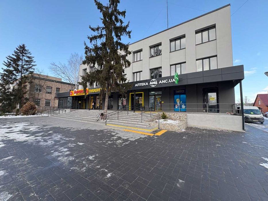 Здам приміщення в оренду смт.Козелець вул. Соборності 14