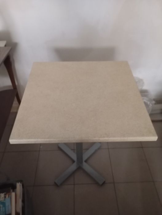 стол .60/60 столешница.