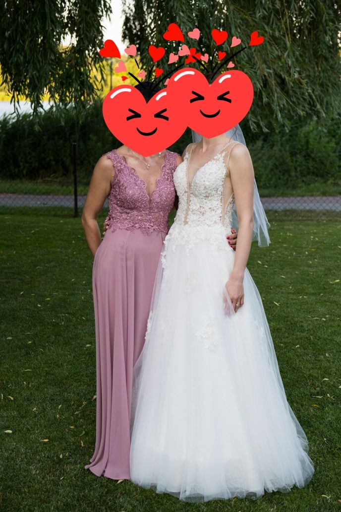 Suknia ślubna + długi welon i koło - Adriana Reina