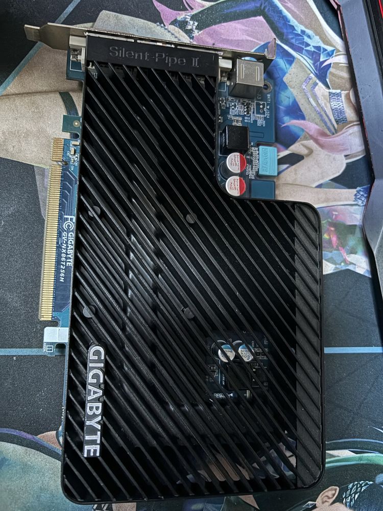 Karta graficzna nvidia geforce gigabyte