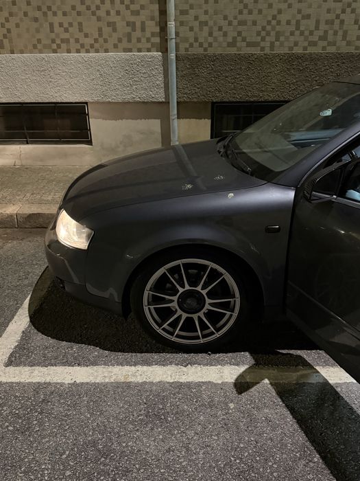 Vendo Audi A4 B6 em bom estado