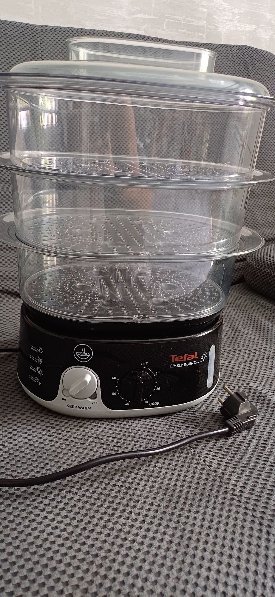 Продам пароварку Tefal
