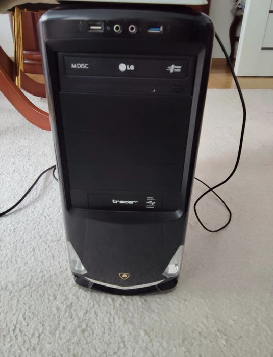 Komputer stacjonarny