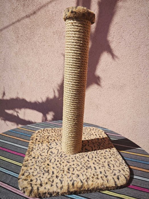 Solidny drapak dla kota "tygrysek" wysoki 56cm ciężki