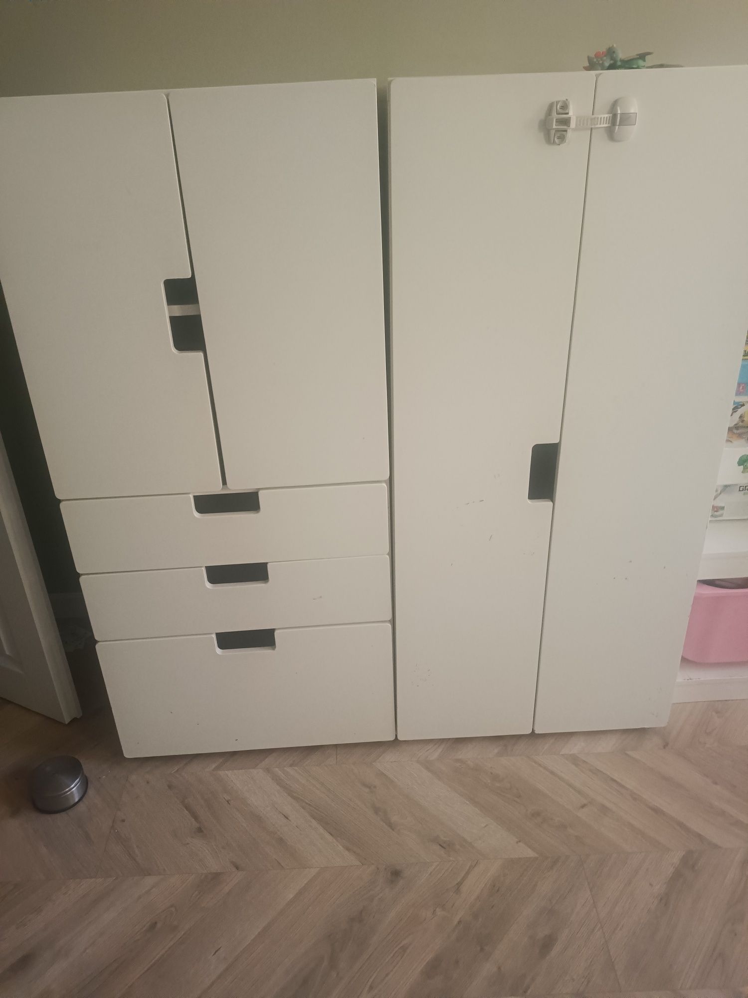 Komody Ikea stuva
