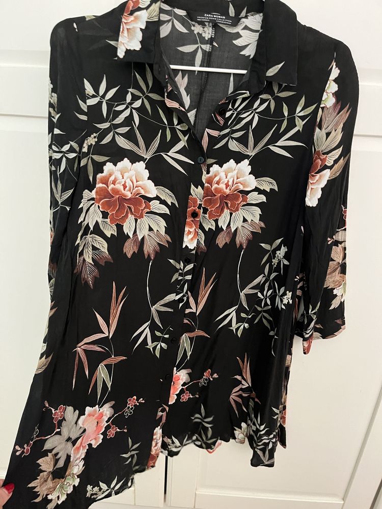 Camisa floral Zara