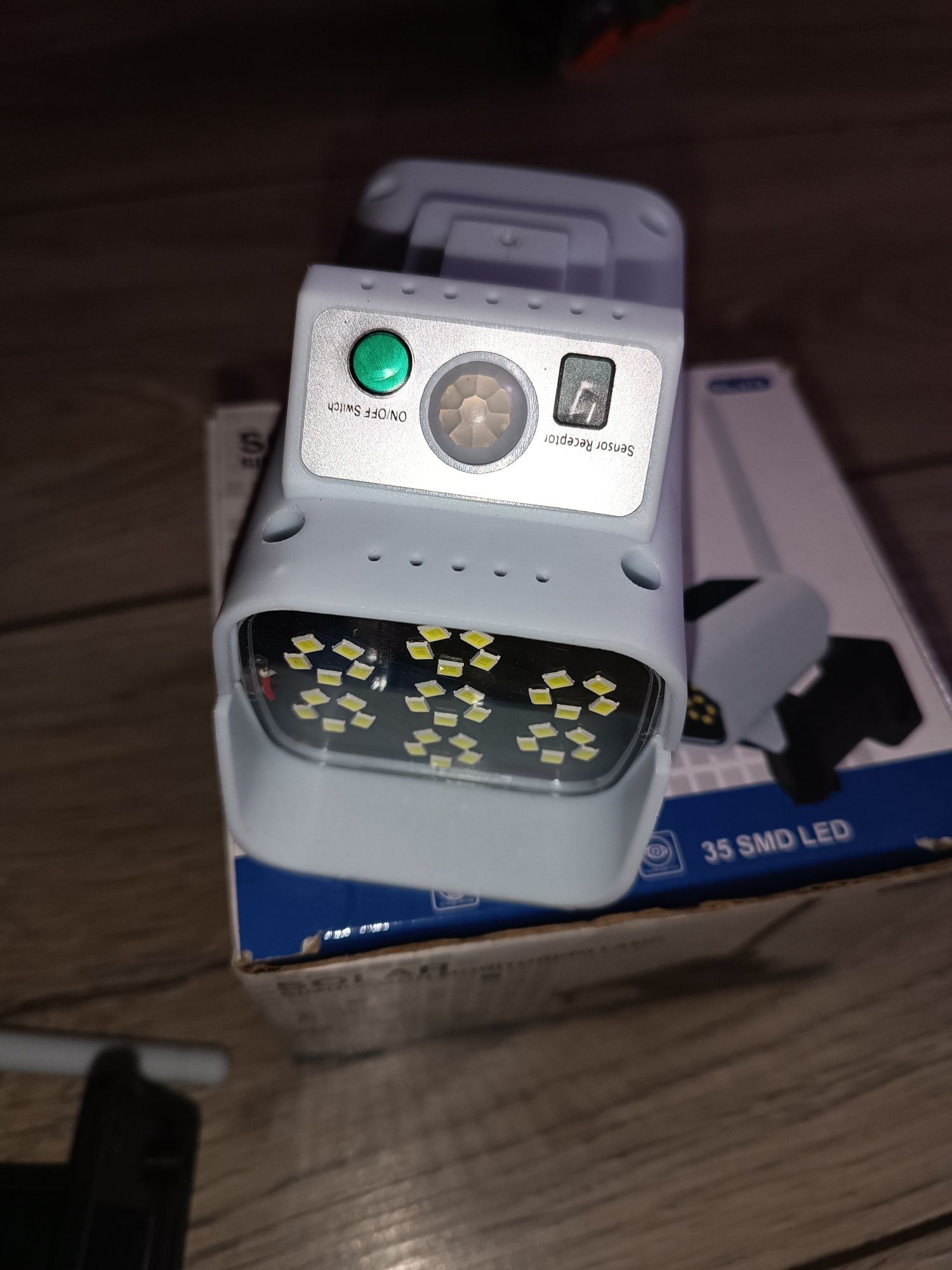 Уличный фонарь в виде камеры Solar Light BL JLP 2178 с пультом