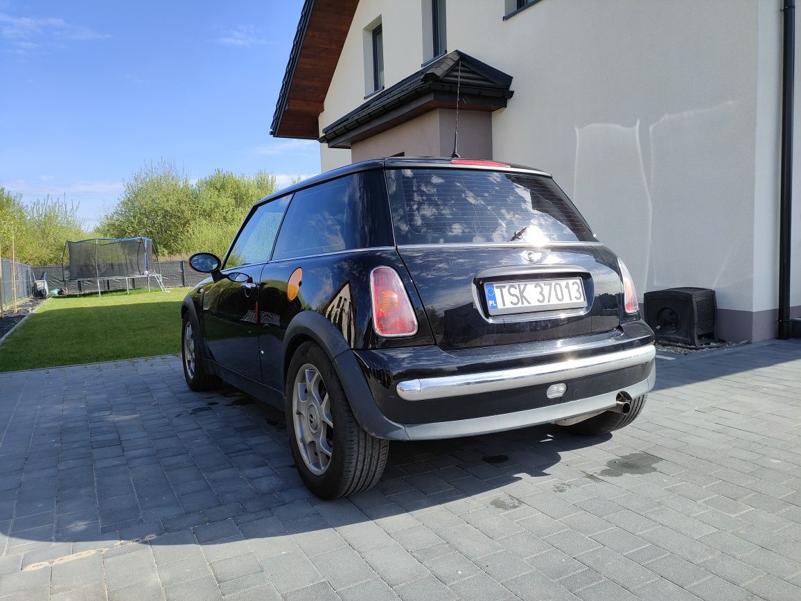 Mini One 1.6 benzyna