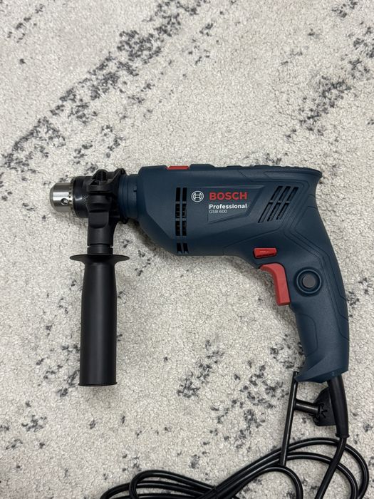 Дрель ударний Bosch Professional GSB 600