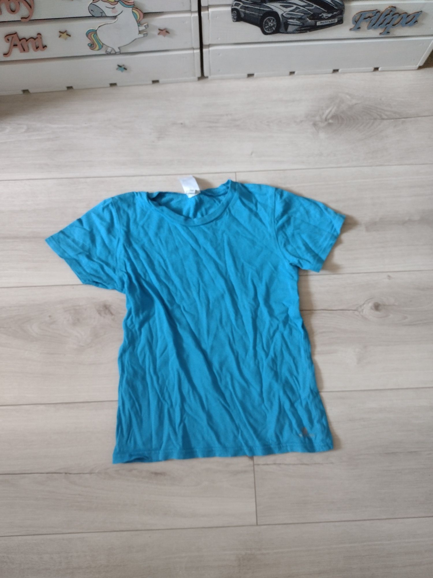 Koszulki z krótkim rękawem dla chłopca, rozmiar 128 cm