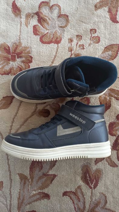 Демісезонні ботінки чобітки Weestep на байці, розмір 35, б/у