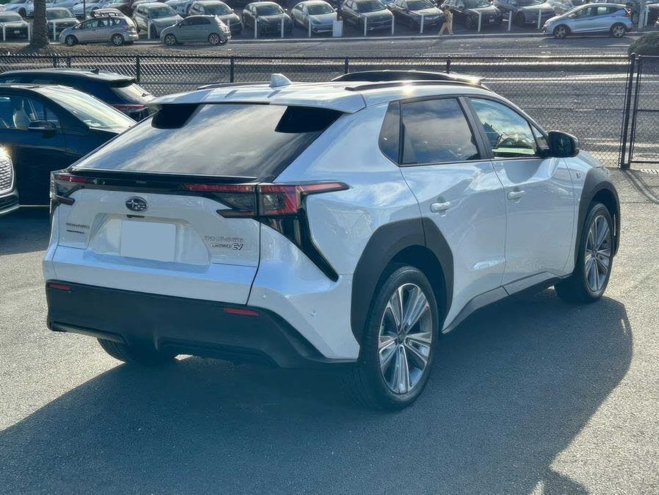 Subaru Solterra Limited      2023