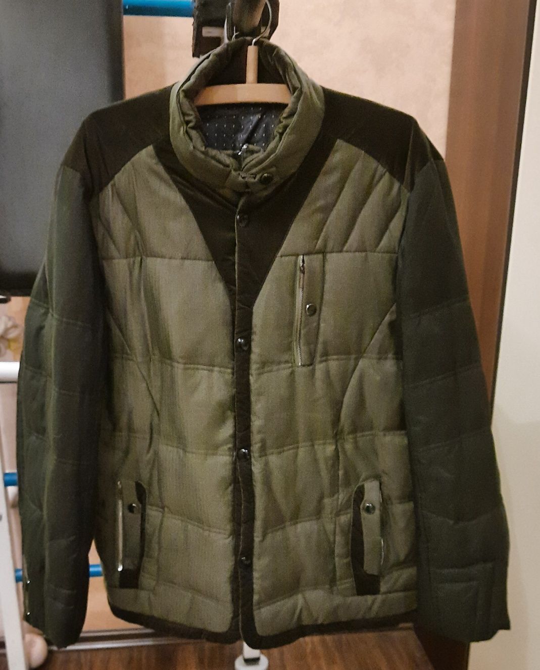 Куртка зимняя 52-54р (новая)