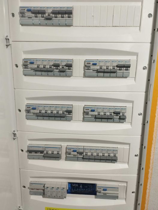 Kompleksowe usługi elektryczne i teletechniczne