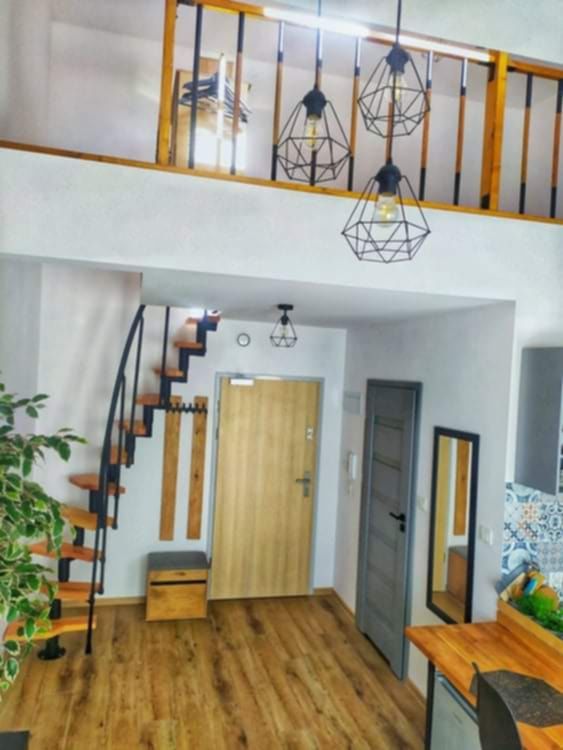 Apartament(4 Wieże)z tarasem i miejscem parkingowym podziemnym.