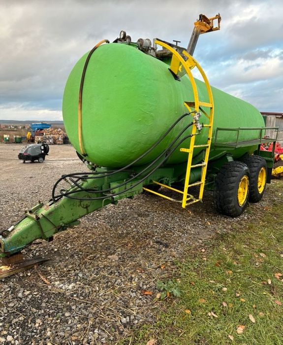 Hts 100  fortschritt  Beczka 10000 litrów.