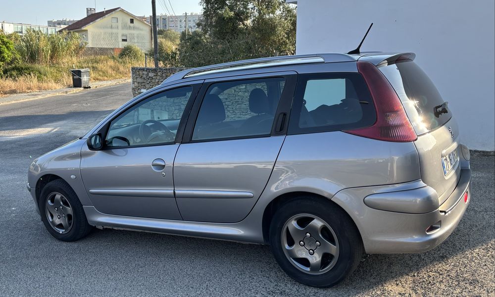 Peugeot 206 SW 1.4 HDi (2004) - MUITO ECONÓMICO