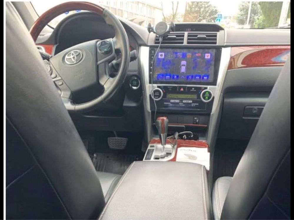 Продам Toyota Camry