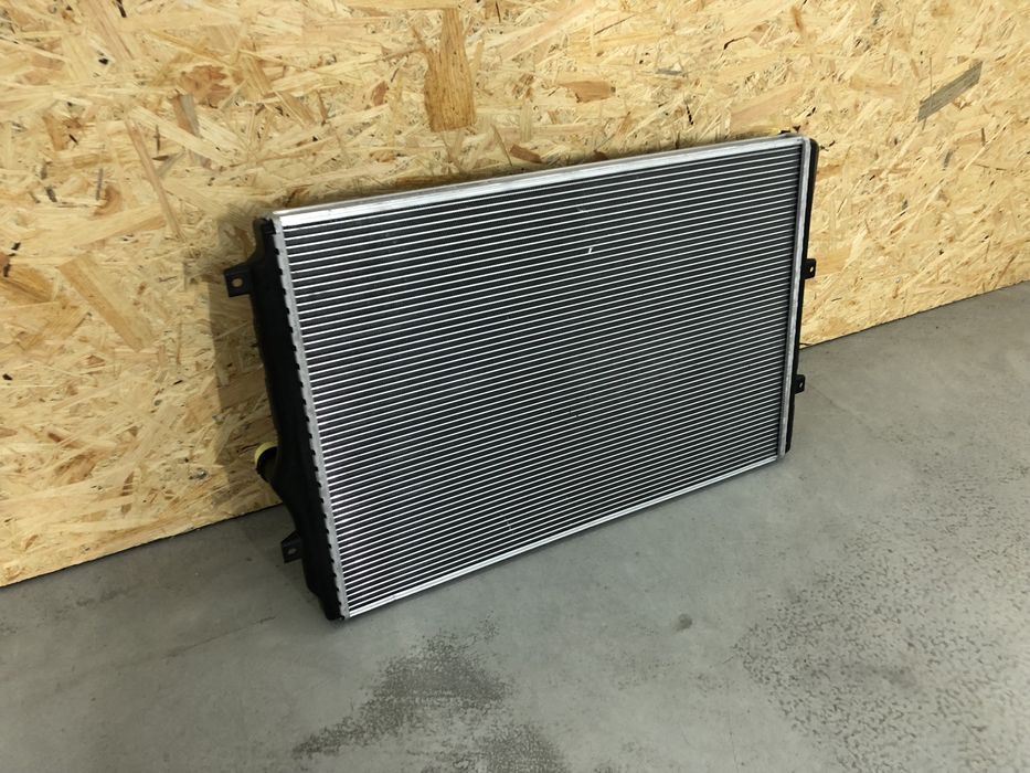 Volkswagen Passat NMS Jetta 6 USA Радіатор основний охолодження