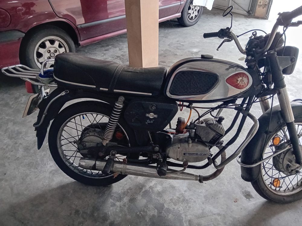 Vendo Mota usada , disponivel para negociar , mota anda ,