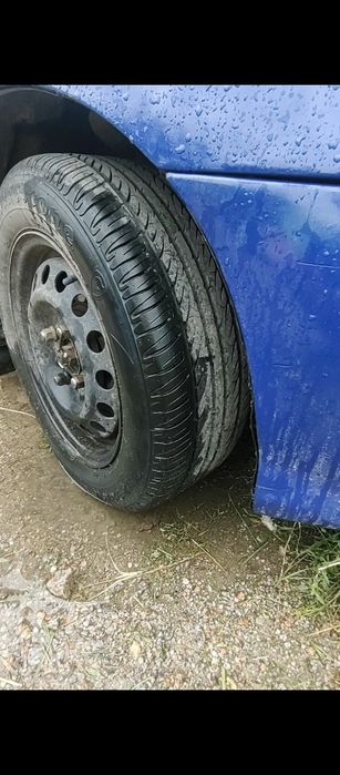Продам hyundai lantraj2 ціна на сьогодні 1100$ приїхати забрати