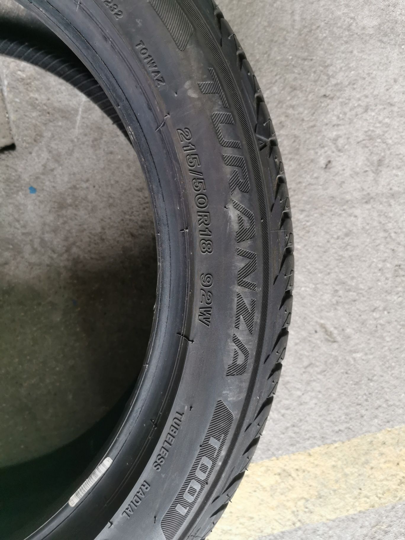 Opona 215/50R18 92W Bridgestone Turanza T001 7,5mm 2019r #135