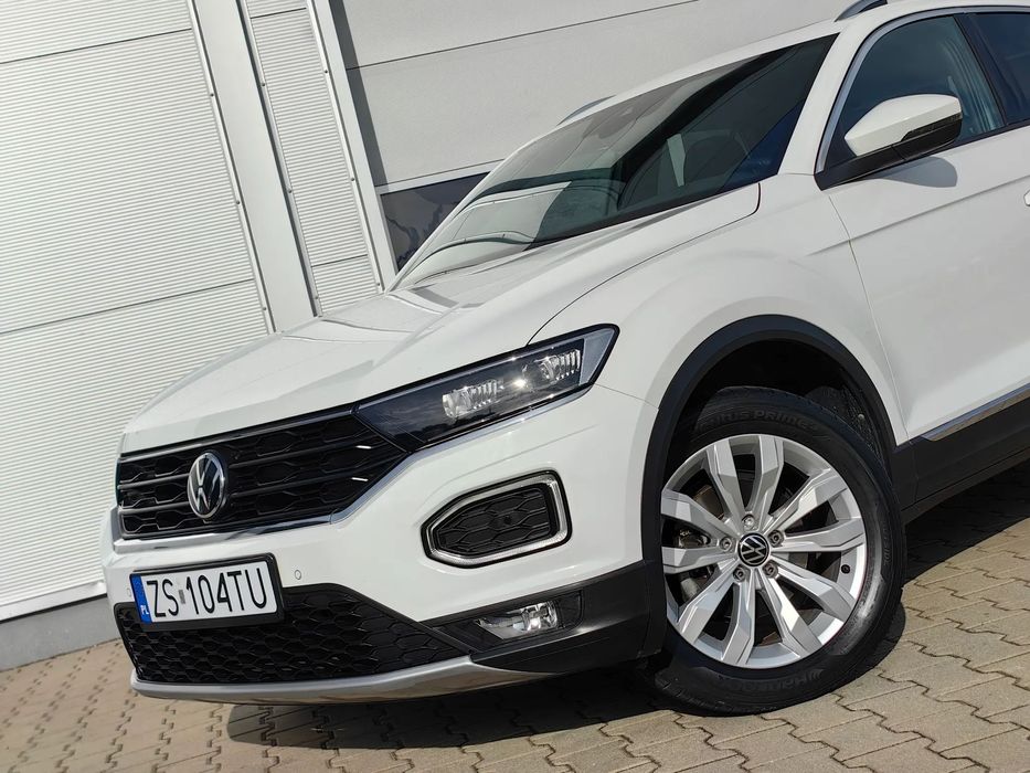 Volkswagen T-Roc 1.5TSi 150KM_Virtualne zegary_Full Led_Panorama_Navi_Bardzo zadbany