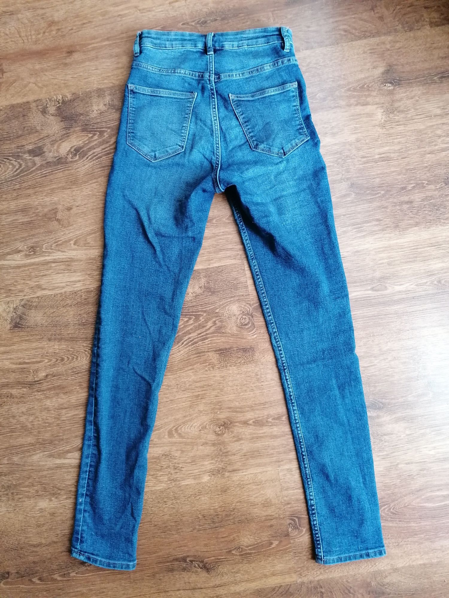Jeansy firmy H&M
