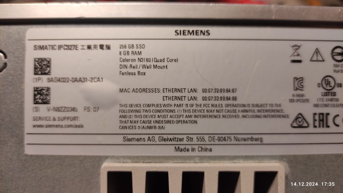 Siemens Simatic box pc IPC327E