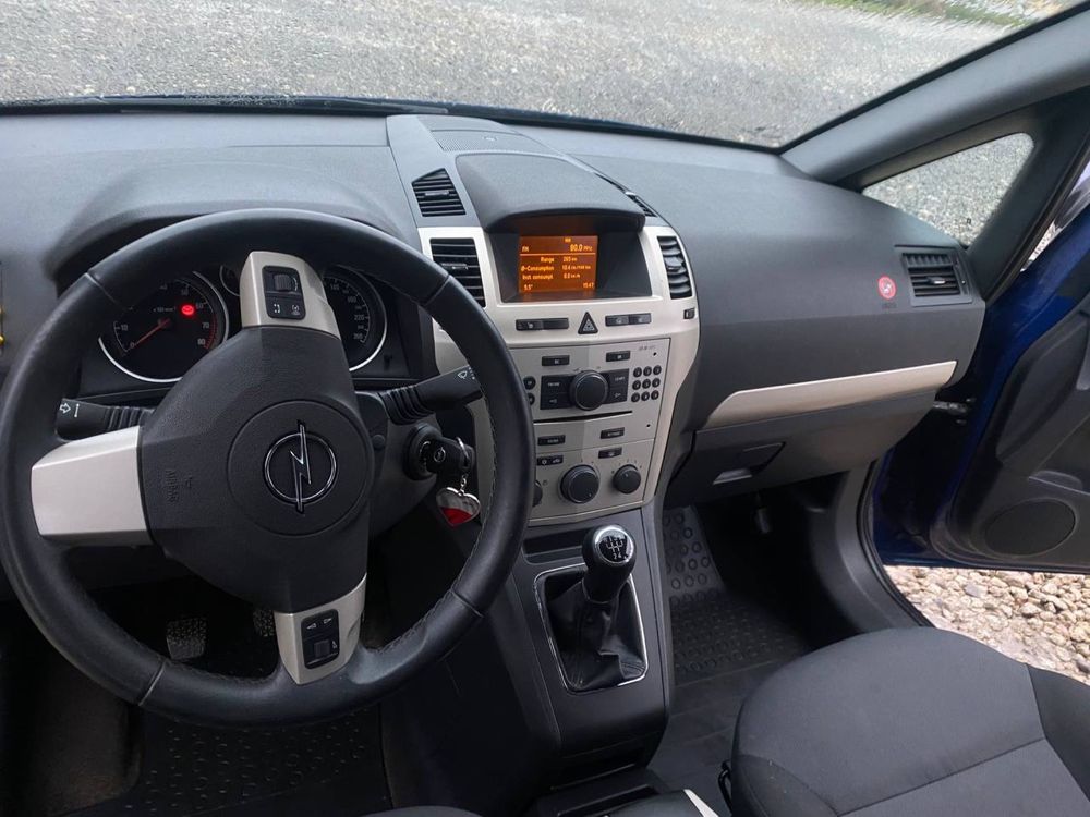 Opel Zafira 1.8.