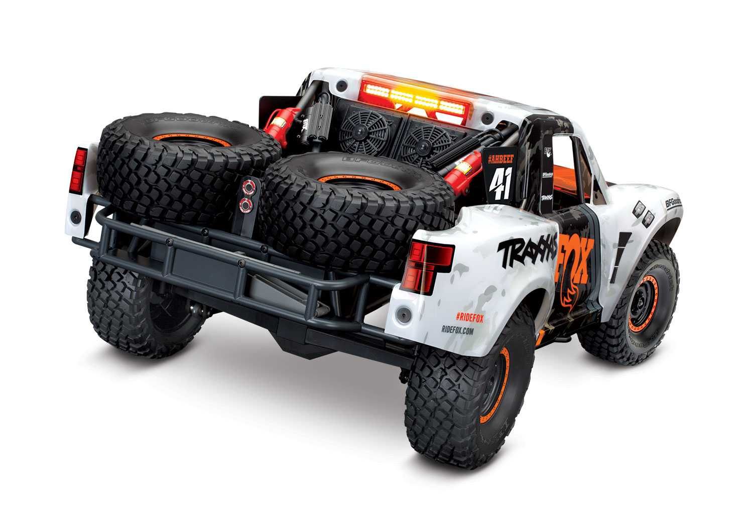 Traxxas Unlimited Desert Racer на радио управлении