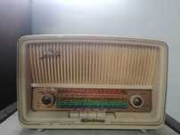 Rádio antigo marca billy
